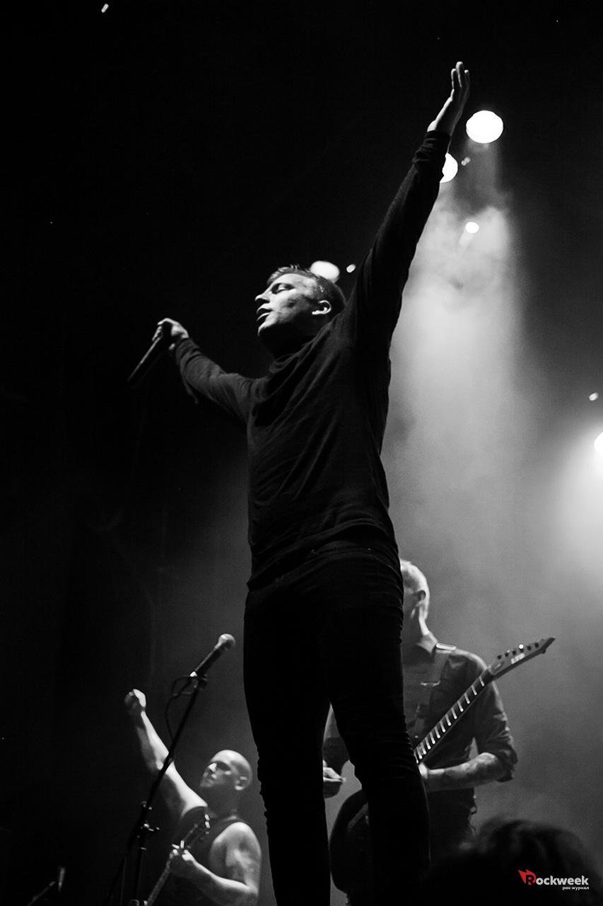 Rockweek.ru-Arch-Enemy-ГлавClub-2019-14