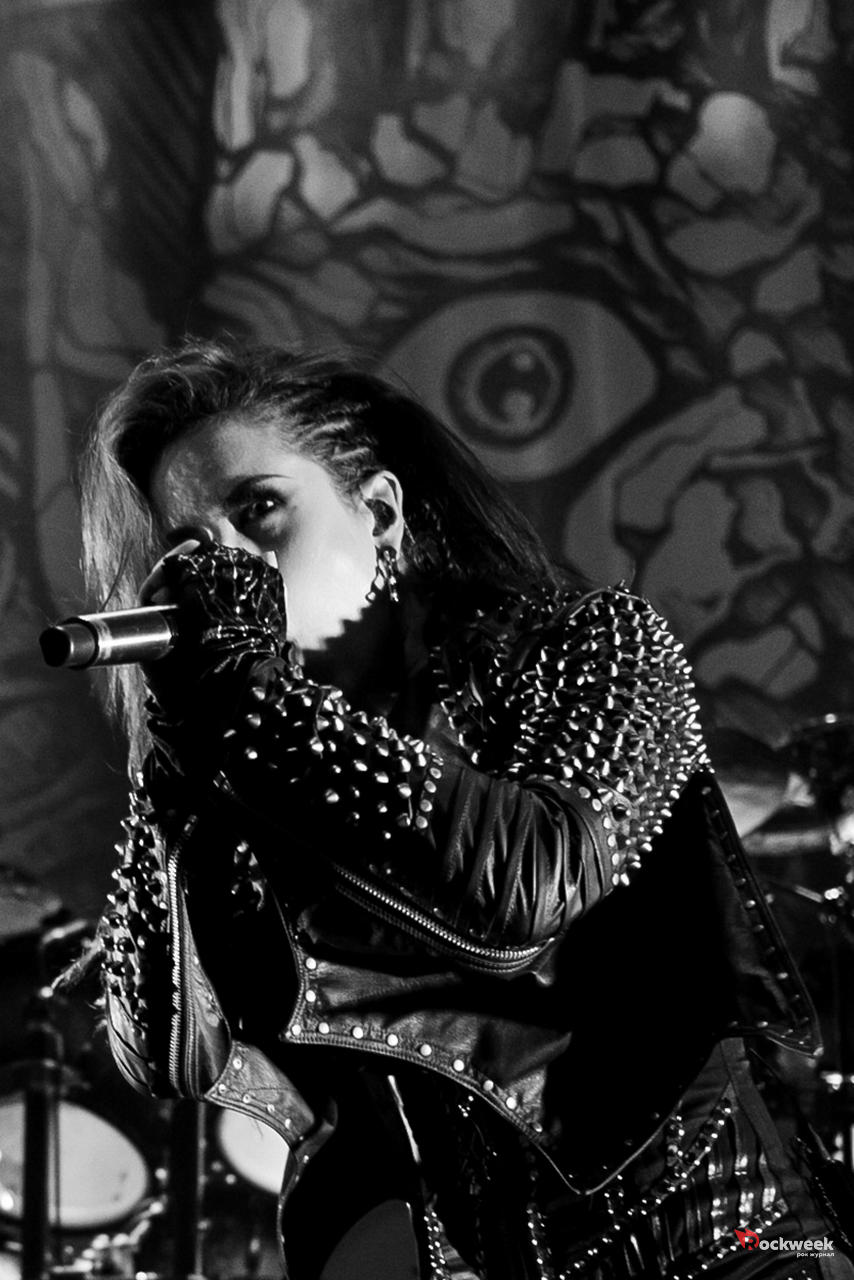 Rockweek.ru-Arch-Enemy-ГлавClub-2019-21