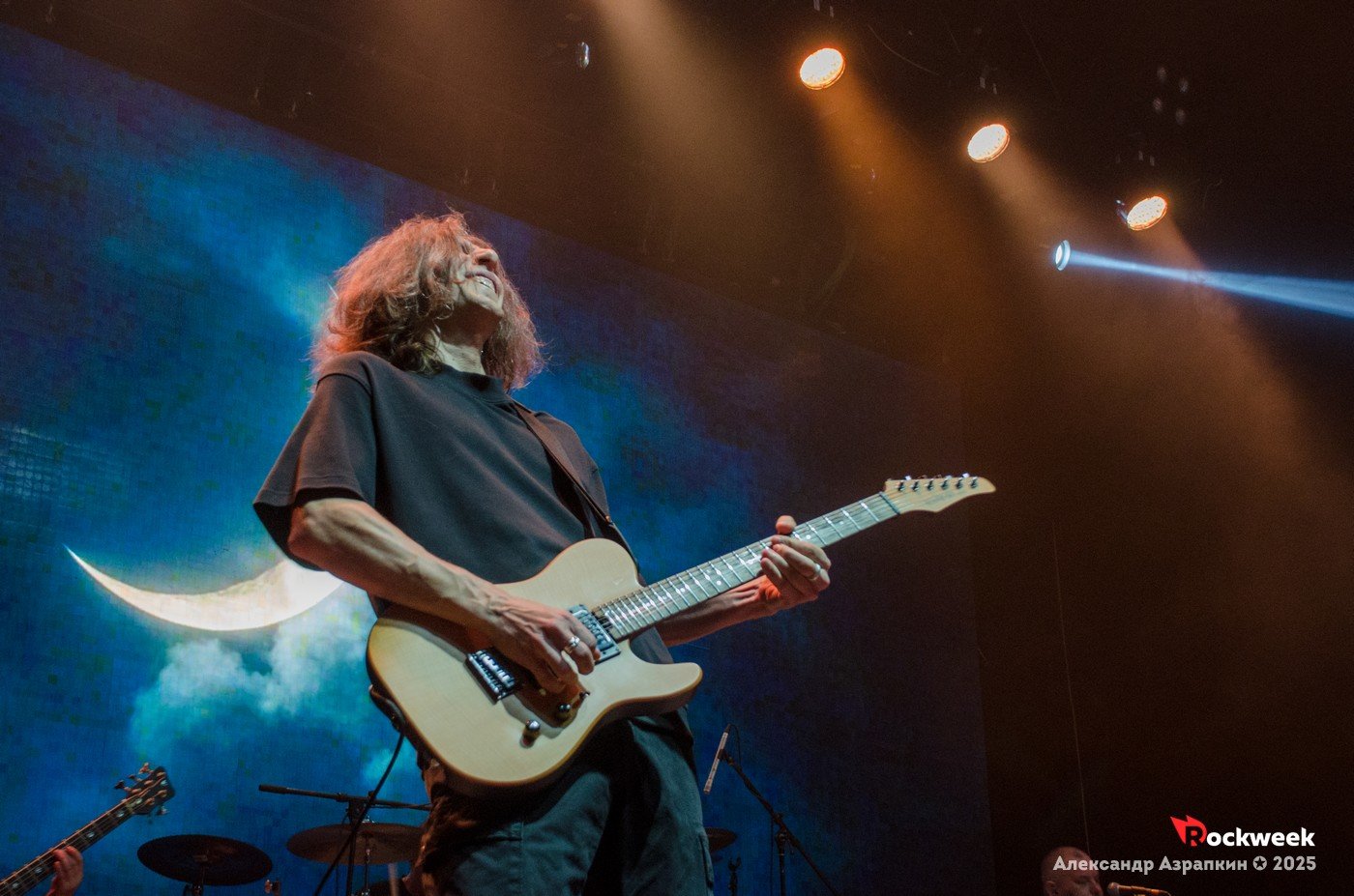 Rockweekru-cpektakl-dzho-121025-26