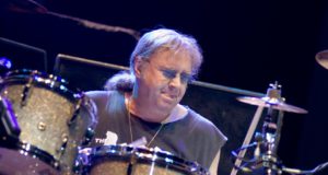 ЯН ПЭЙС. ВЕЧНЫЙ БАРАБАНЩИК DEEP PURPLE Ян Пэйс. Вечный Барабанщик Deep Purple