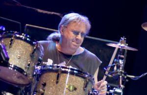 ЯН ПЭЙС. ВЕЧНЫЙ БАРАБАНЩИК DEEP PURPLE Ян Пэйс. Вечный Барабанщик Deep Purple