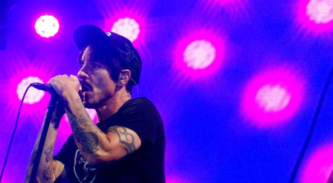 RED HOT CHILI PEPPERS — PARK LIVE MOSCOW 2016 RED HOT CHILI PEPPERS - PERK LIVE MOSCOW 2016