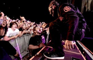 КОРИ ТЕЙЛОР ИЗ SLIPKNOT «ПОШЕЛ ВОН С НАШЕГО ШОУ» КОРИ ТЕЙЛОР ИЗ SLIPKNOT "ПОШЕЛ ВОН С НАШЕГО ШОУ"