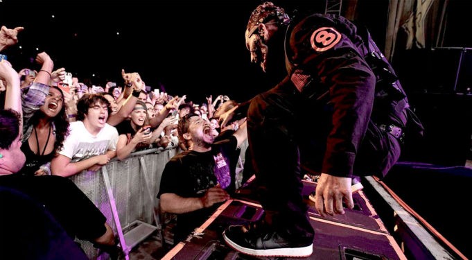 КОРИ ТЕЙЛОР ИЗ SLIPKNOT «ПОШЕЛ ВОН С НАШЕГО ШОУ» КОРИ ТЕЙЛОР ИЗ SLIPKNOT "ПОШЕЛ ВОН С НАШЕГО ШОУ"