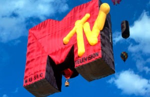 MTV RUSSIA ВПЕРВЫЕ НАЧАЛ СВОЁ ВЕЩАНИЕ MTV RUSSIA ВПЕРВЫЕ НАЧАЛ СВОЁ ВЕЩАНИЕ