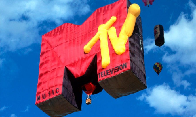 MTV RUSSIA ВПЕРВЫЕ НАЧАЛ СВОЁ ВЕЩАНИЕ MTV RUSSIA ВПЕРВЫЕ НАЧАЛ СВОЁ ВЕЩАНИЕ