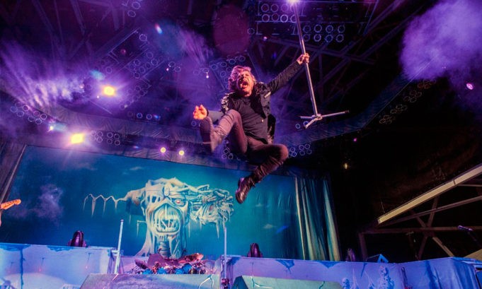 БРЮС ДИКИНСОН ВОШЕЛ В СОСТАВ IRON MAIDEN БРЮС ДИКИНСОН ВОШЕЛ В СОСТАВ IRON MAIDEN