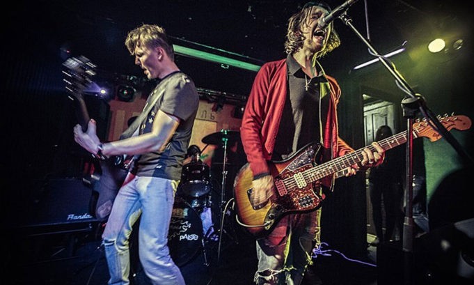 12 НОЯБРЯ ОСЕННИЙ КОНЦЕРТ THE GLUE+ METAMORPHIS КЛУБ «ТЕАТРЪ» 12 НОЯБРЯ ОСЕННИЙ КОНЦЕРТ THE GLUE+ METAMORPHIS КЛУБ «ТЕАТРЪ»