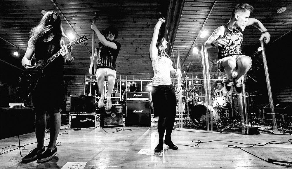 ГРУППА ALICEBLUE НАЧИНАЕТ СВОЙ THE INFINITIVE TOUR 2016