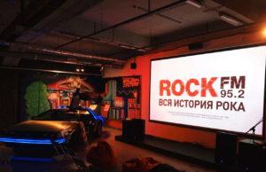 Автопробег ROCK FM 95,2 перенес москвичей в «рокерские» шестидесятые Автопробег ROCK FM 95,2
