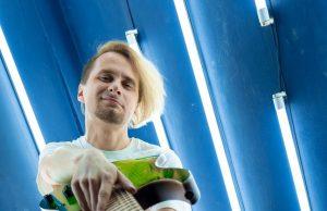 Интервью с Дмитрием Тепловым, победителем YouTube-шоу Guitar Battle Интервью с Дмитрием Тепловым, победителем YouTube-шоу Guitar Battle