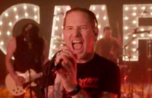 COREY TAYLOR замутил кавер на классику группы MOTÖRHEAD «ACE OF SPADES» COREY TAYLOR замутил кавер на классику группы MOTÖRHEAD «ACE OF SPADES»