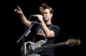 Марк Хоппус из BLINK-182 подтвердил свой диагноз рака Марк Хоппус из BLINK-182 подтвердил свой диагноз рака