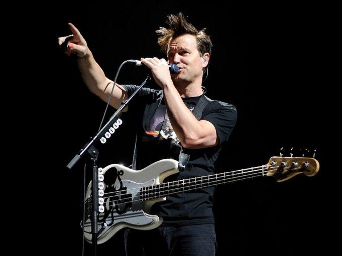 Марк Хоппус из BLINK-182 подтвердил свой диагноз рака Марк Хоппус из BLINK-182 подтвердил свой диагноз рака