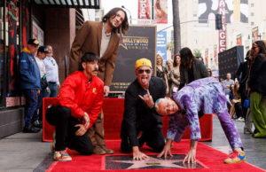 Red Hot Chili Peppers второй альбом за год Red Hot Chili Peppers второй альбом за год