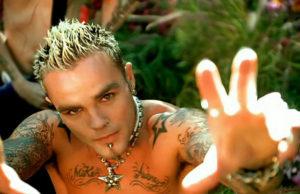 Сет Бинзер из Crazy Town, умер в возрасте 49 лет Сет Бинзер из Crazy Town, умер в возрасте 49 лет