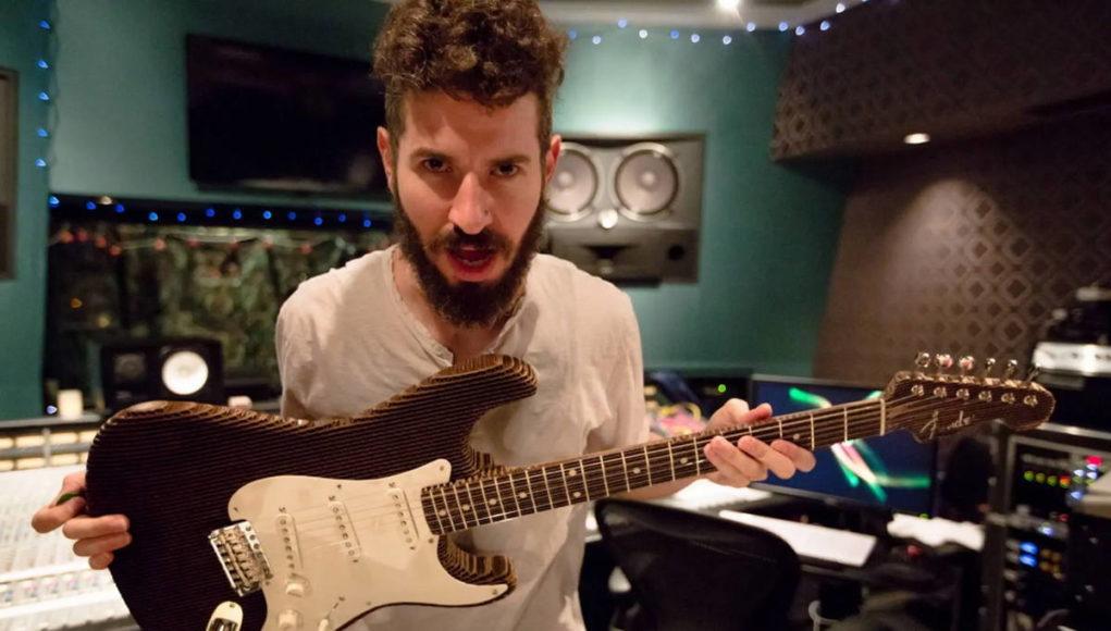 Брэд Делсон гитарист Linkin Park сливается на второй план - 01 Брэд Делсон гитарист Linkin Park сливается на второй план