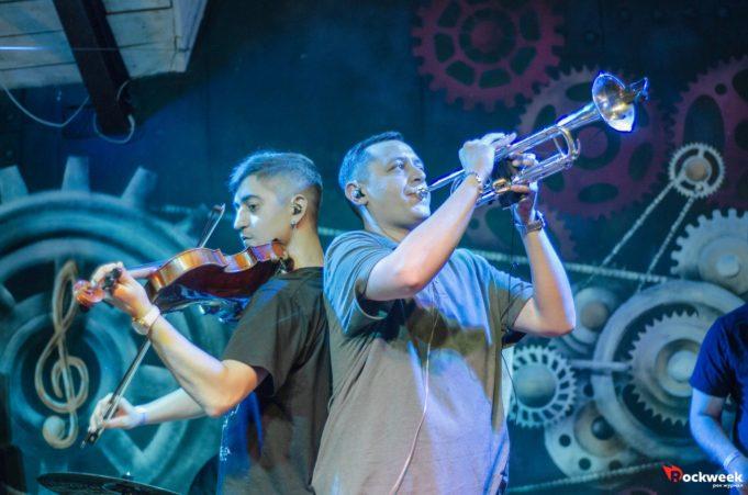 16-19 января прошёл зимний тур Включай Микрофон! 16-19 января прошёл зимний тур Включай Микрофон!