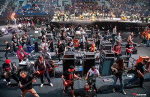 ROCK 1000 в ЦСКА Арена звучали каверы Metallica, Nirvana, Linkin Park рок 1000 концерт москва 30 мая 202
