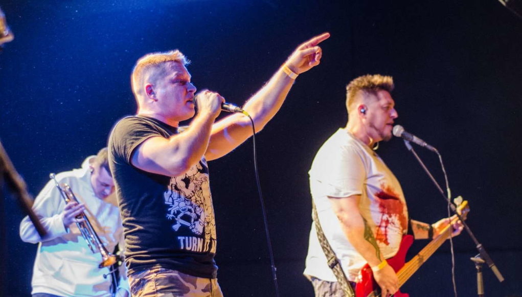 rockweek.ru-vklyuchaj-mikrofon-ravda-23-10-2026-01 23 октября — Включай микрофон! в клубе "Pravda"
